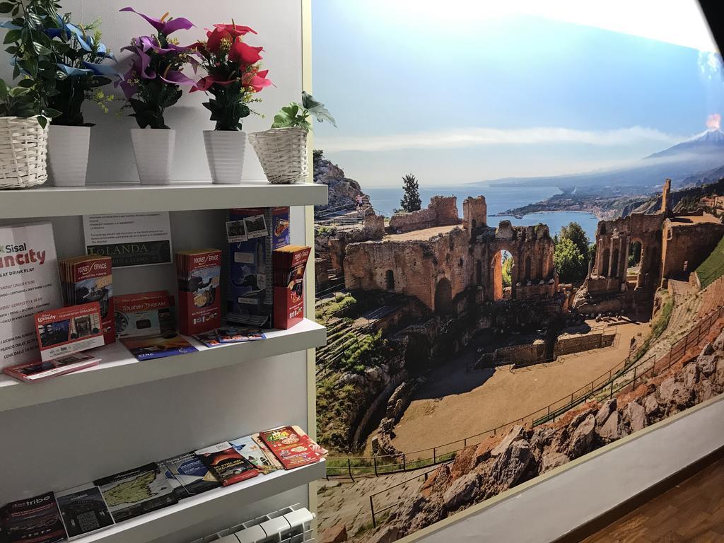 Locami Holiday&Rooms Jolanda Suite Catania Luaran gambar